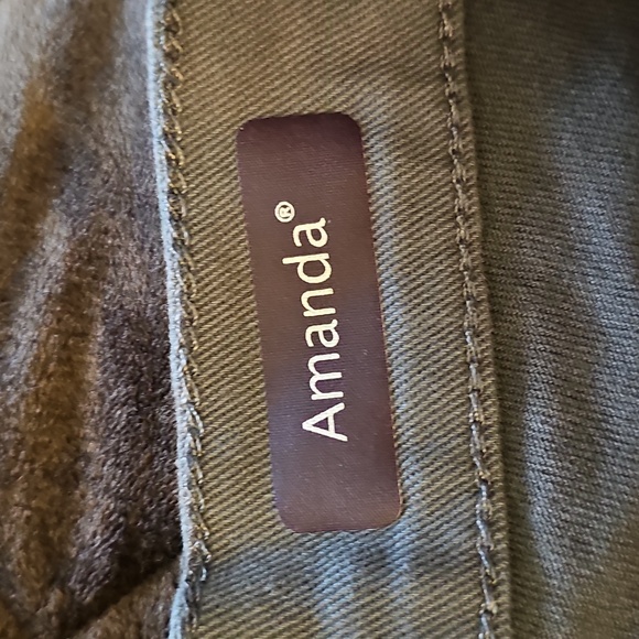 Jeans - Picture 14 of 16